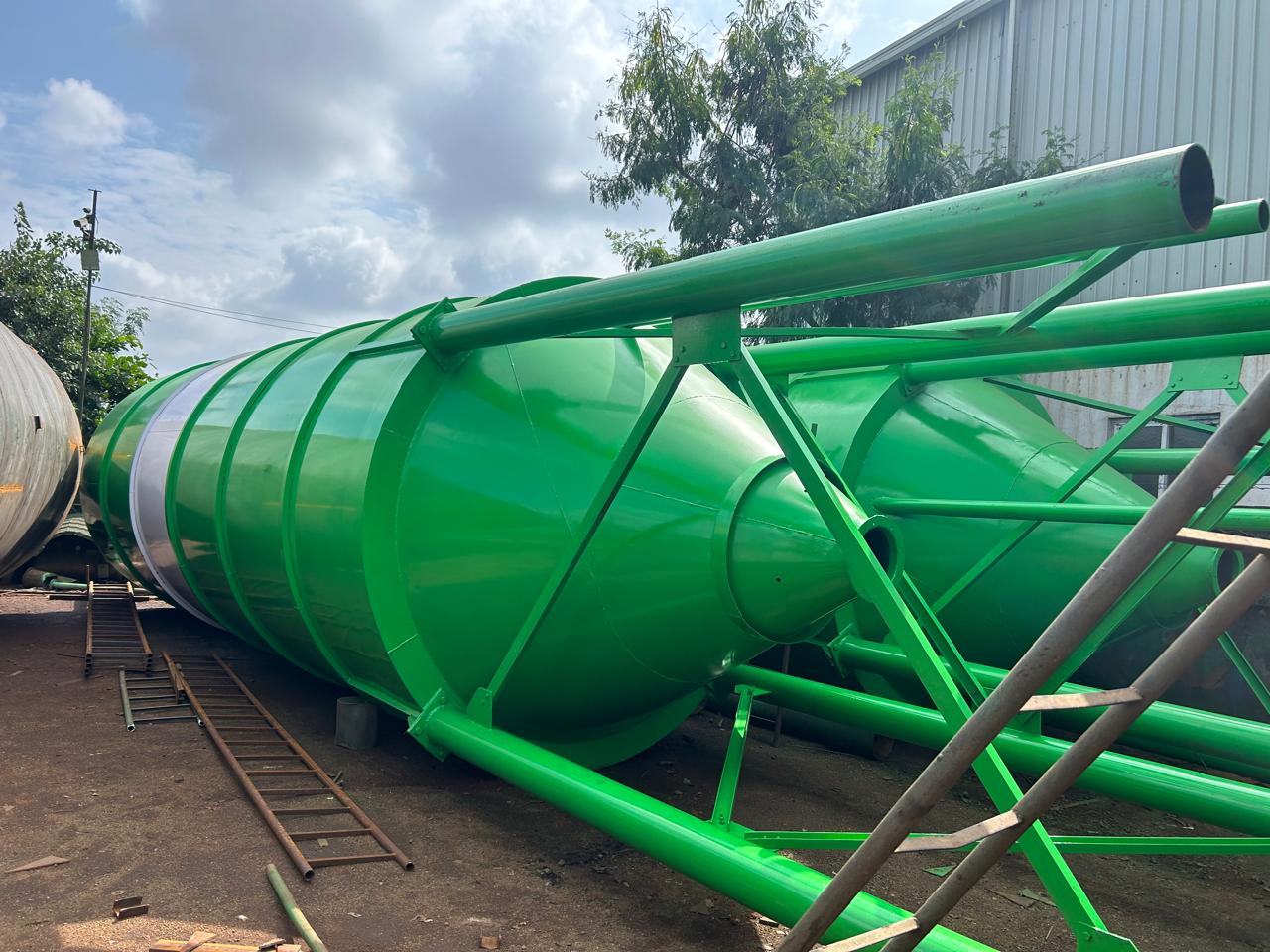 Lime Storage Silos - V.S.T. Industries